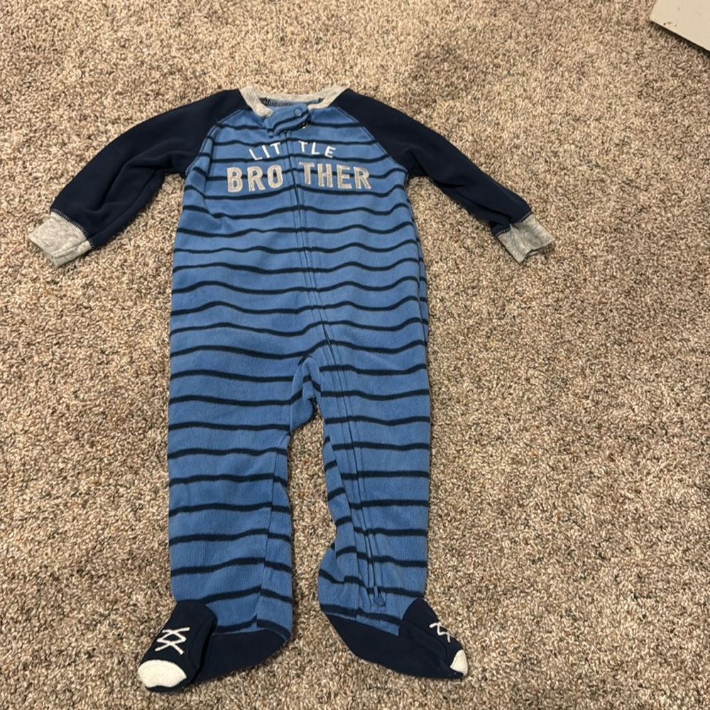 9 months carters footie